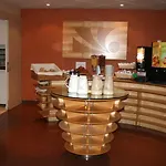 Hotel Eiffel Blomet Paris