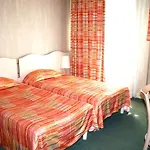 Eiffel Blomet 4*