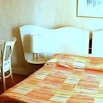 Eiffel Blomet 4* Paris