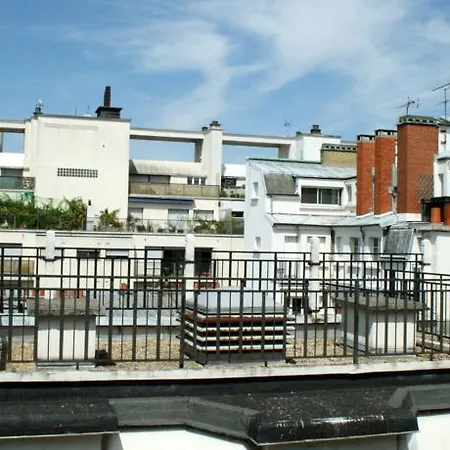 Eiffel Blomet 4* Parijs