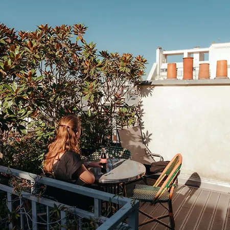 Eiffel Blomet Hotel 4*