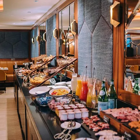 Eiffel Blomet 4* Parigi