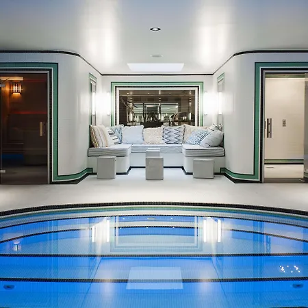 Hotel Eiffel Blomet Paris