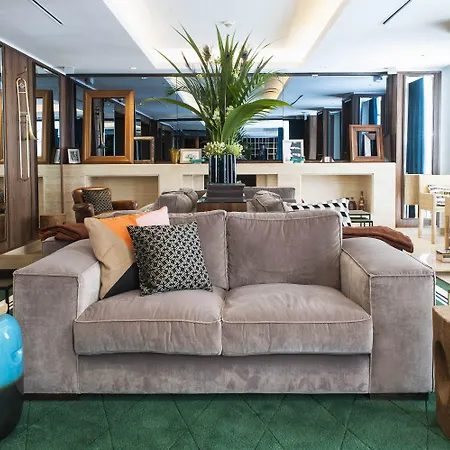 Hotel Eiffel Blomet