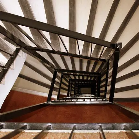 Eiffel Blomet 4* Paris