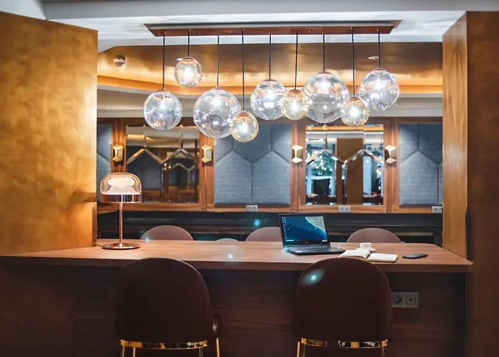 Eiffel Blomet Отель 4*