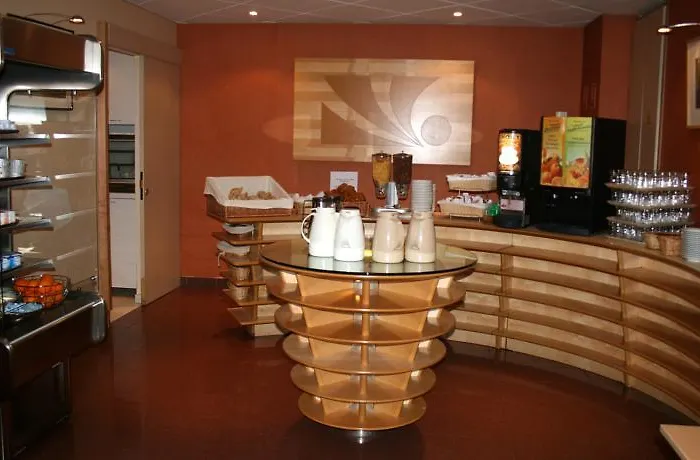 Hotel Eiffel Blomet Paris