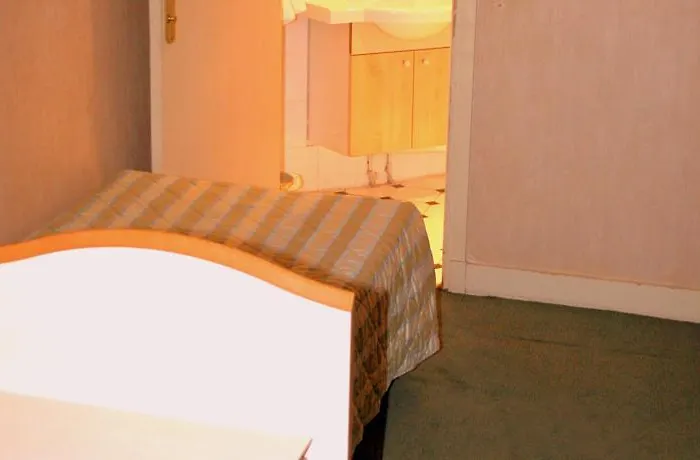 Eiffel Blomet 4* Paris