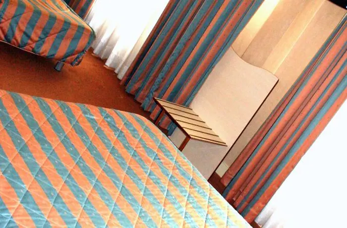 Hotel Eiffel Blomet Paris