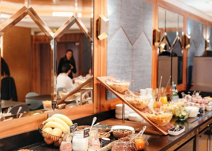 エッフェル ブロメ ホテル