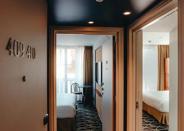 Hotel Eiffel Blomet 4*