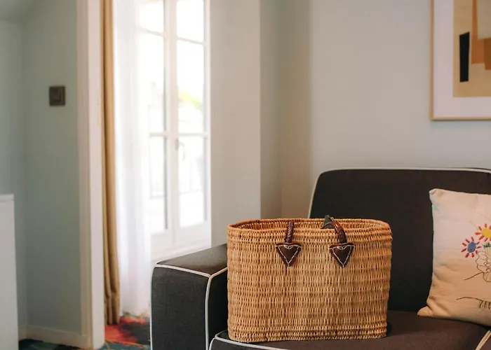 Отель Eiffel Blomet