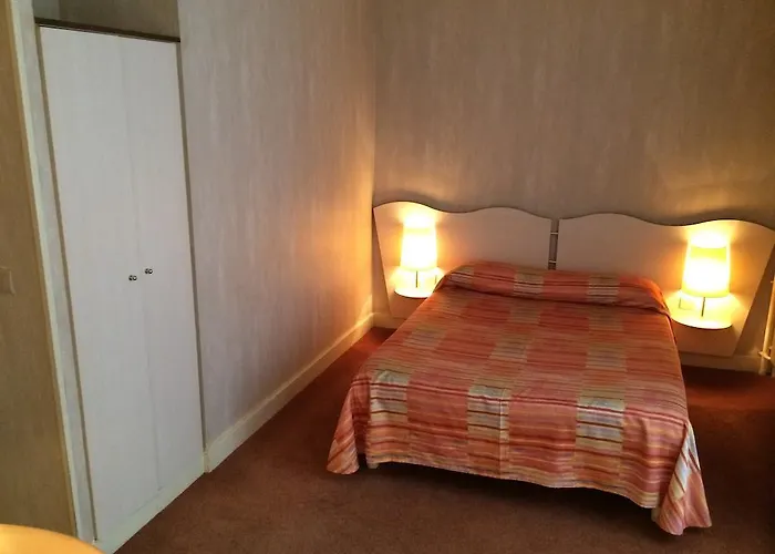 Hotel Eiffel Blomet Paris